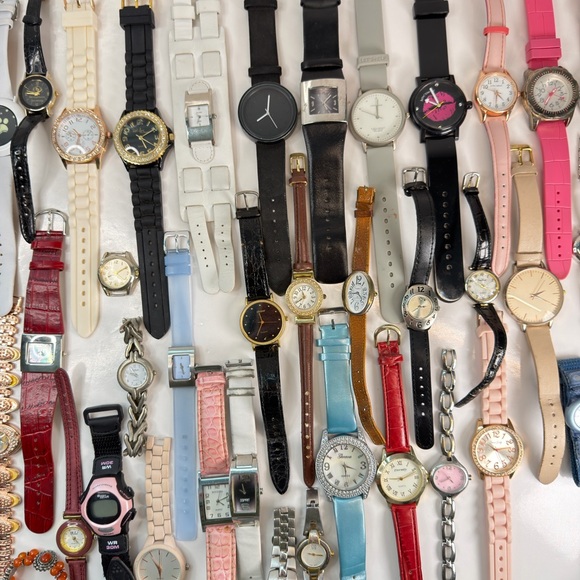 Huge Women’s Watch Bundle – 75 Pieces – Great for Resale or Collection - Picture 5 of 9